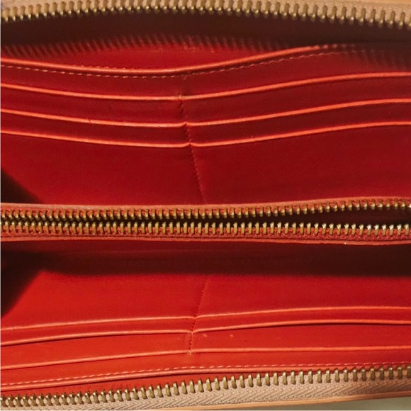 CHRISTIAN LOUBOUTIN CLASSIC WALLET - Picture 7 of 10